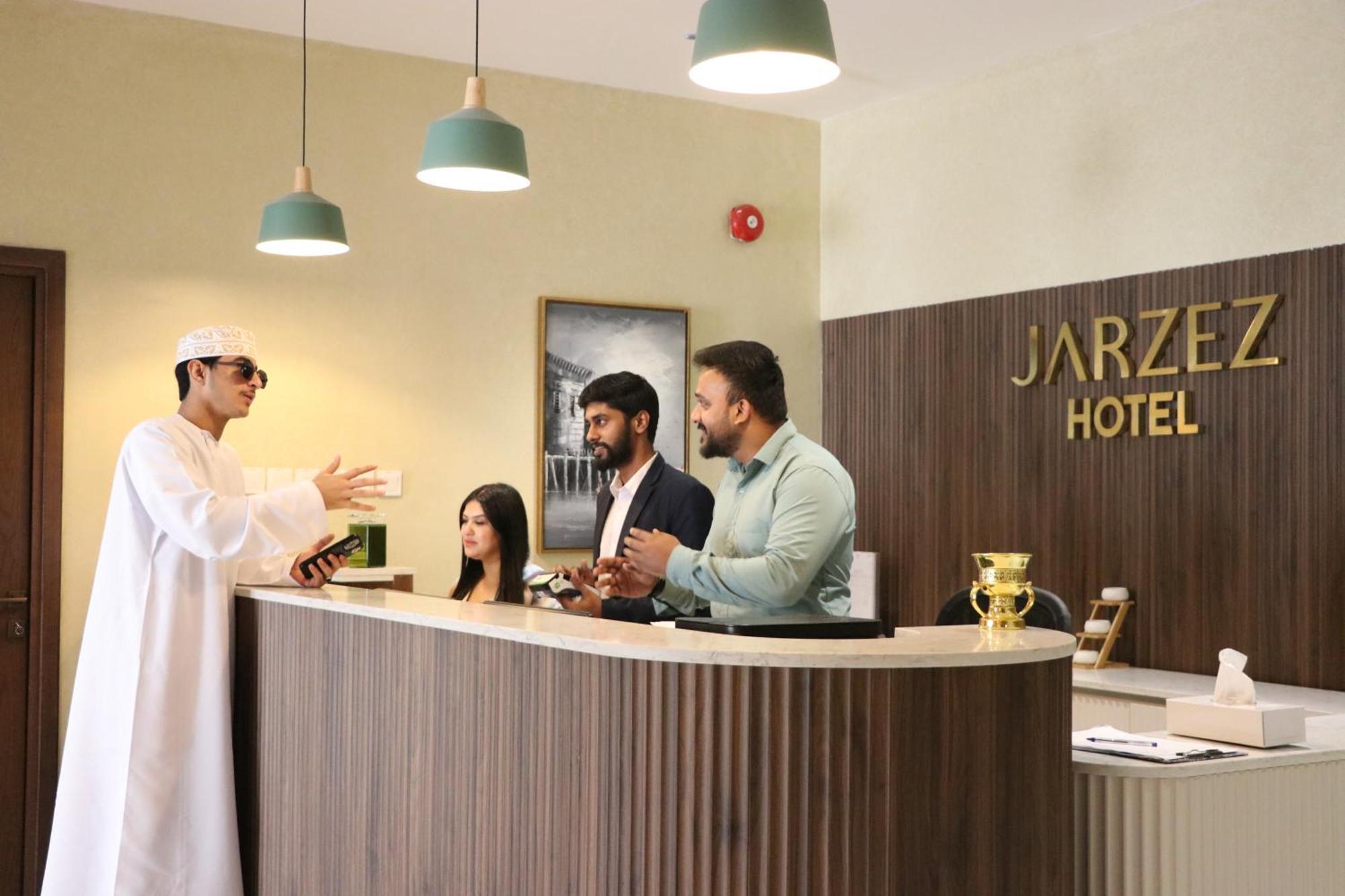 Jarzez Hotel Apartments Al Hail Seeb Exterior photo